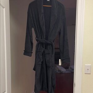 Luxurious Black Bathrobe New with tags